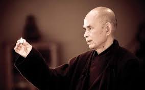 Thich Nhat Hanh – Peace is Every Step: The Path of Mindfulness in Everyday Life (1992)